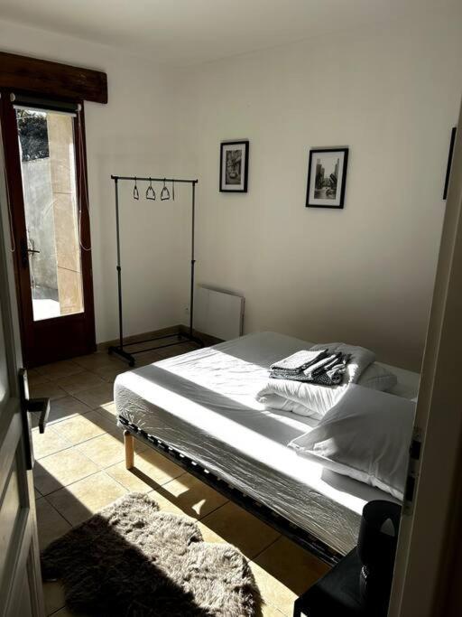 Superbe Appartement Dans Un Mas ニーム エクステリア 写真